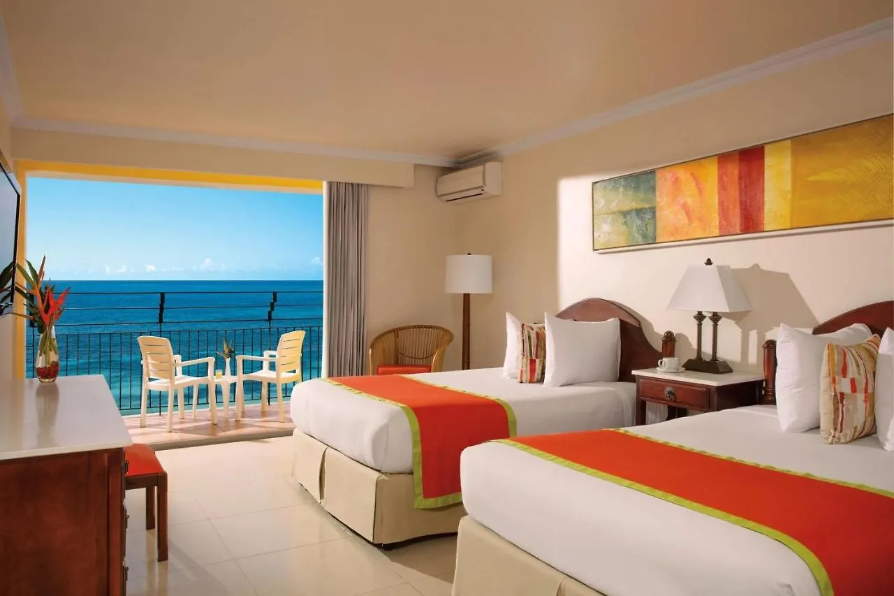 Sunset Beach Resort, Spa & Waterpark Montego Bay Hotel